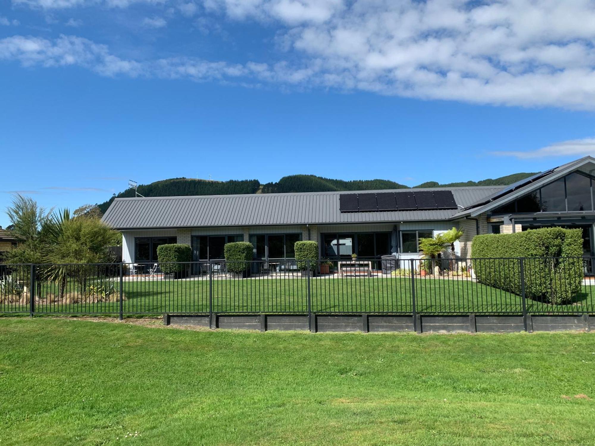 Parkside Boutique Lodge Rotorua Exterior photo